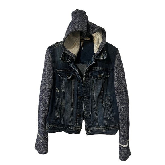 Free People Denim and Knit Distressed Hoodie Trucker Jacket M - Picture 4 of 10